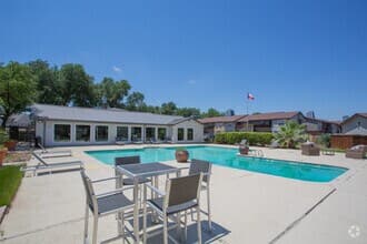 2 bed/2 bath VE-2002 floor plan