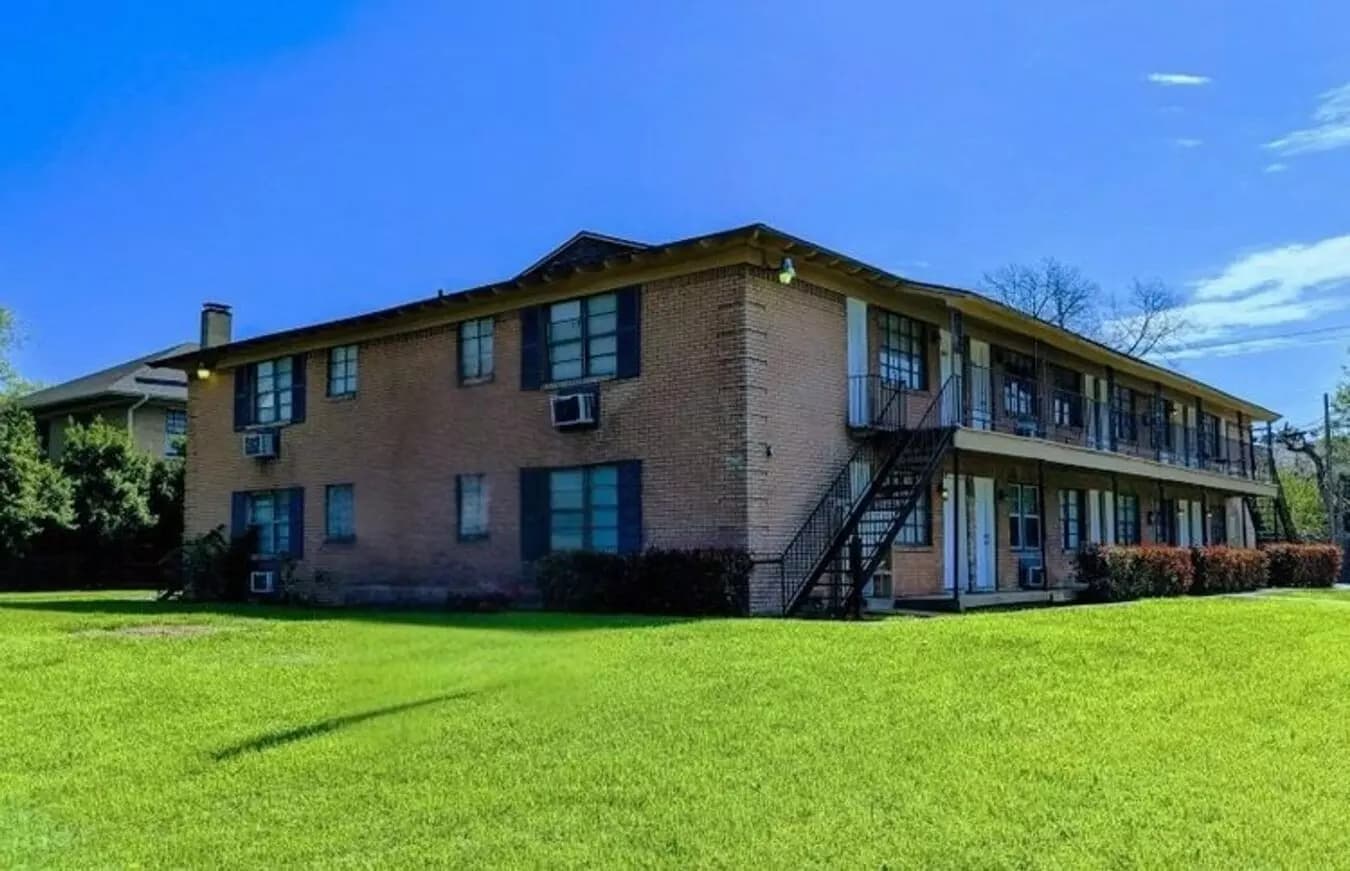 1 Bed • 1 Bath 506D floor plan