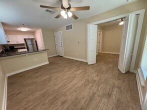 Unit 372 109 floor plan