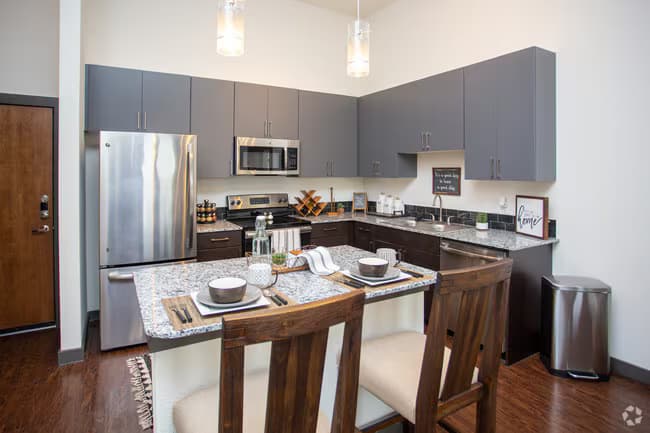 Unit 1221 1221 floor plan