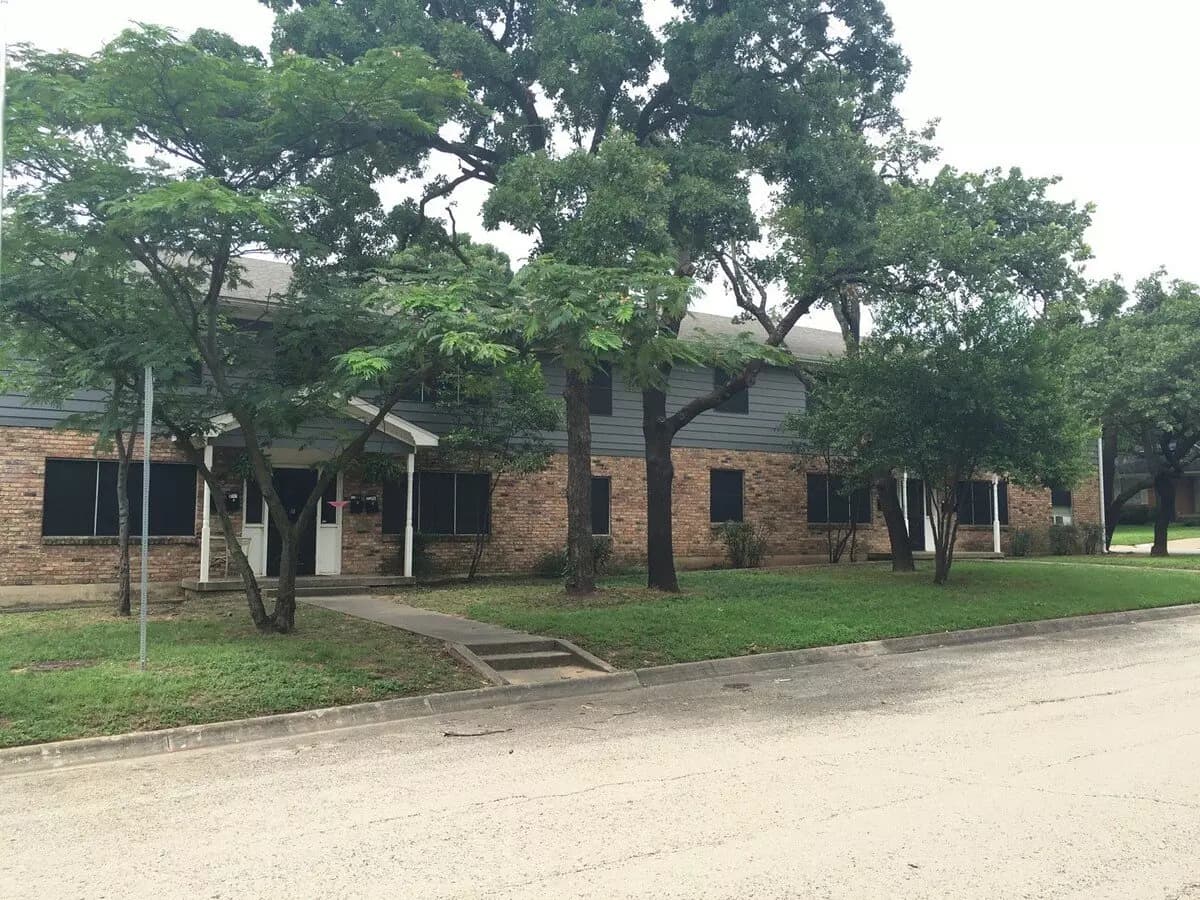 1 Bedroom 1 Bathroom - Upgraded floor plan