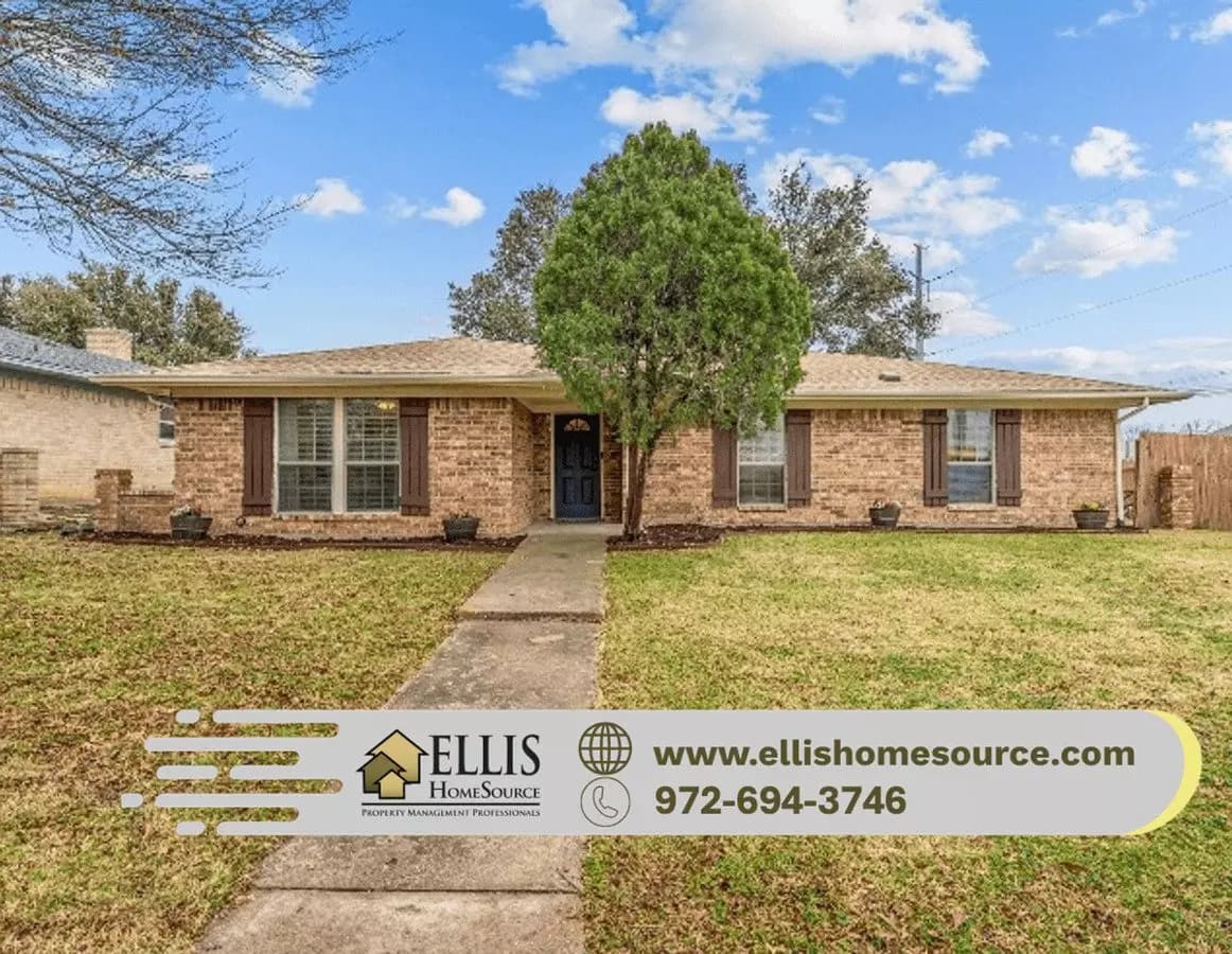 3 Beds • 2 Bath floor plan