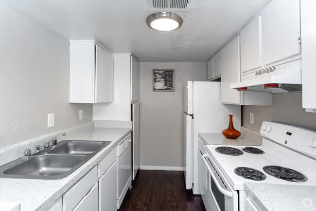 Unit 1082 1026 floor plan