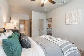 E 2X2 1849-1024 floor plan