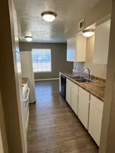 Associate 105 floor plan