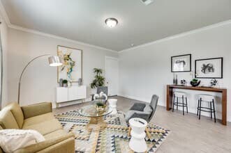 B1-Willow Makore-1330 floor plan