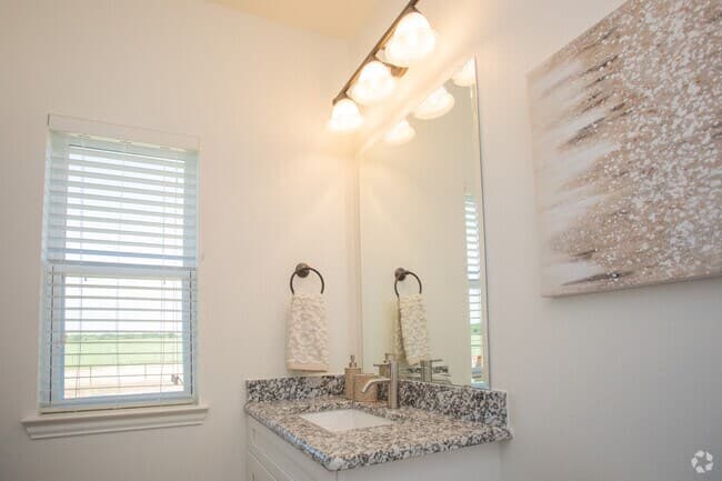 3 Bed 2 Bath Townhome 108-1 floor plan