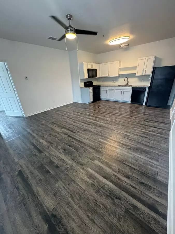 Village - Winchester 2S-1107 floor plan
