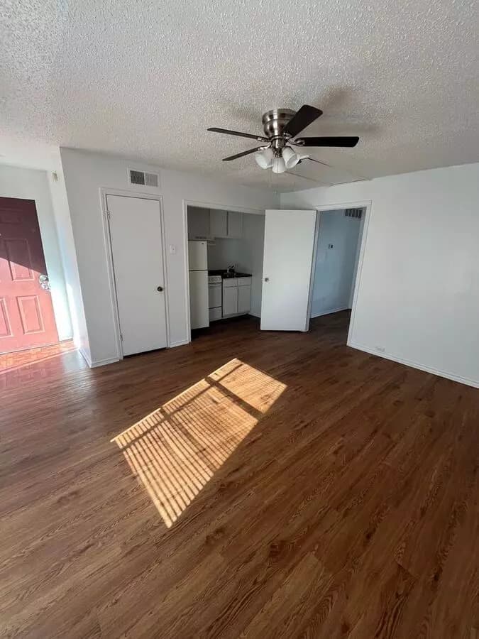 1 Bed • 1 Bath floor plan