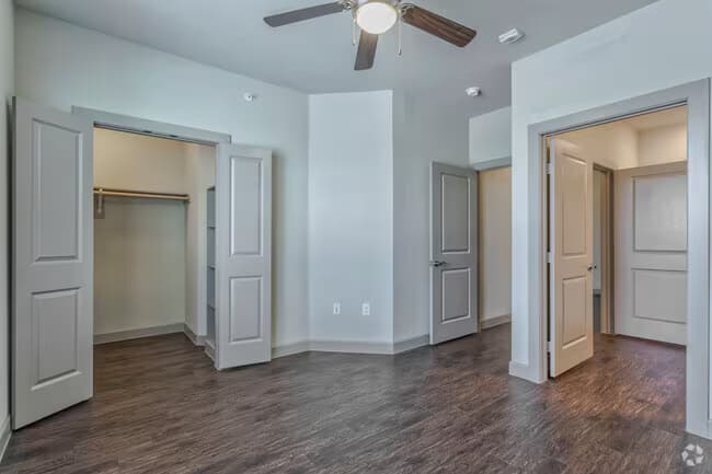 2 Beds • 2 Bath 4409 floor plan