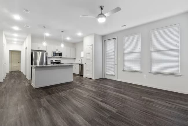 Unit 6203 1231 floor plan