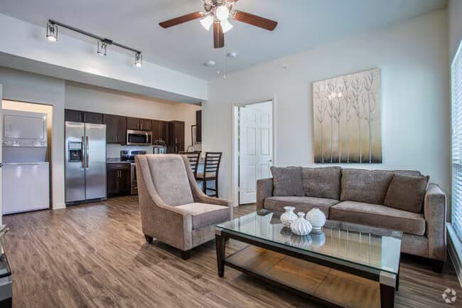 Laurel H-150 floor plan