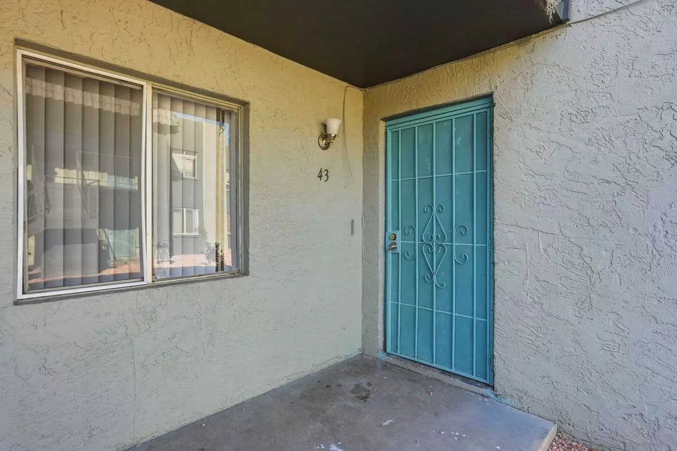 3 Beds • 2 Bath floor plan