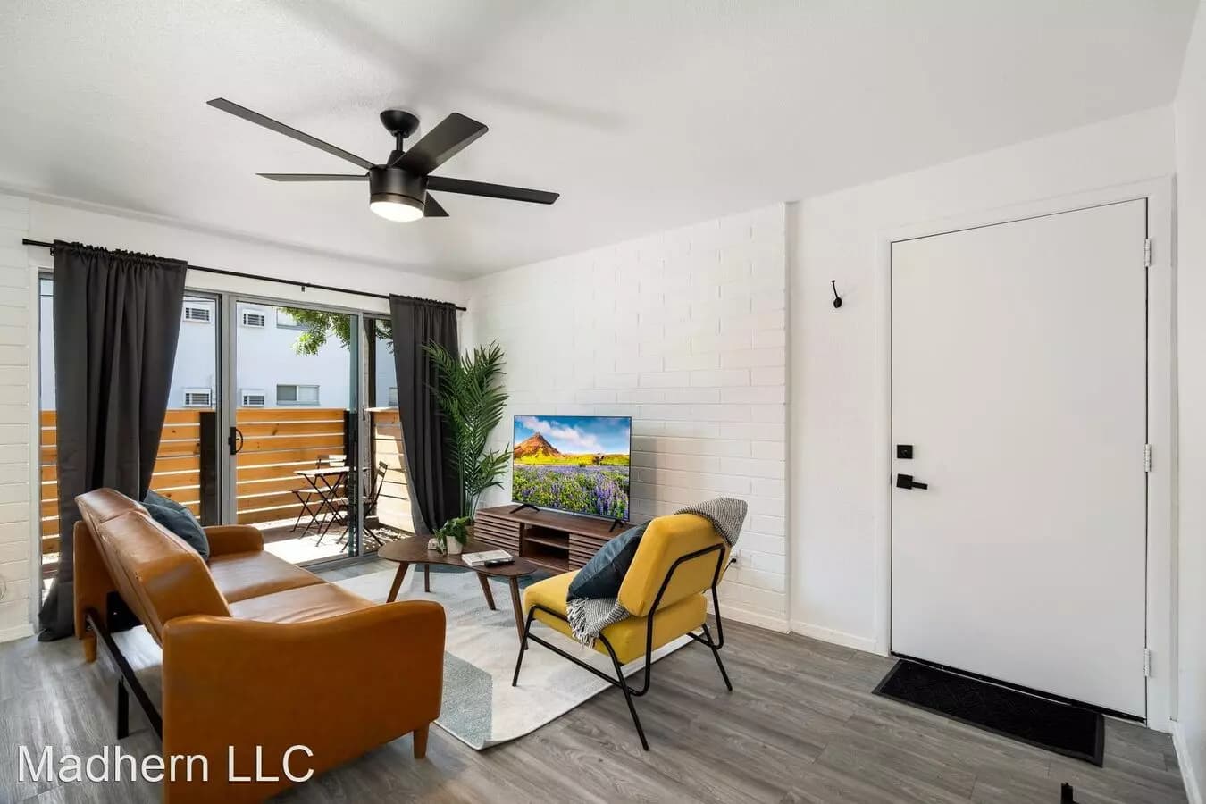 2 Beds • 1 Bath floor plan