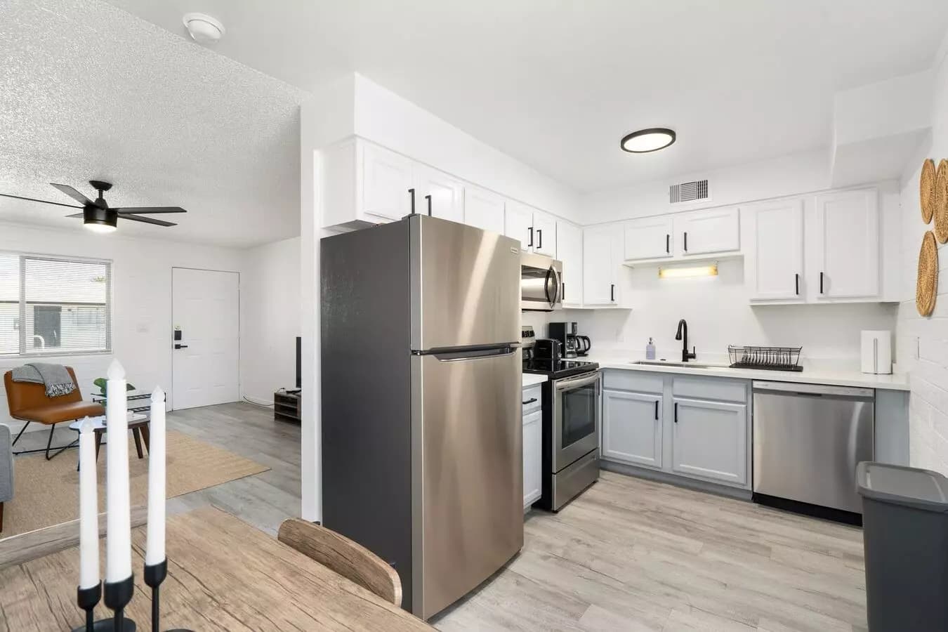 2 Beds • 1 Bath I-19 floor plan