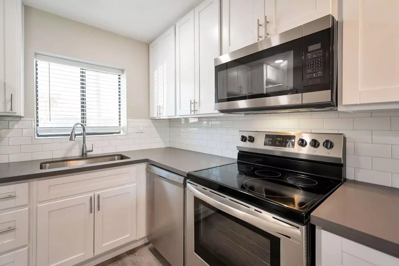 2x1 Remodeled with W/D 18 floor plan