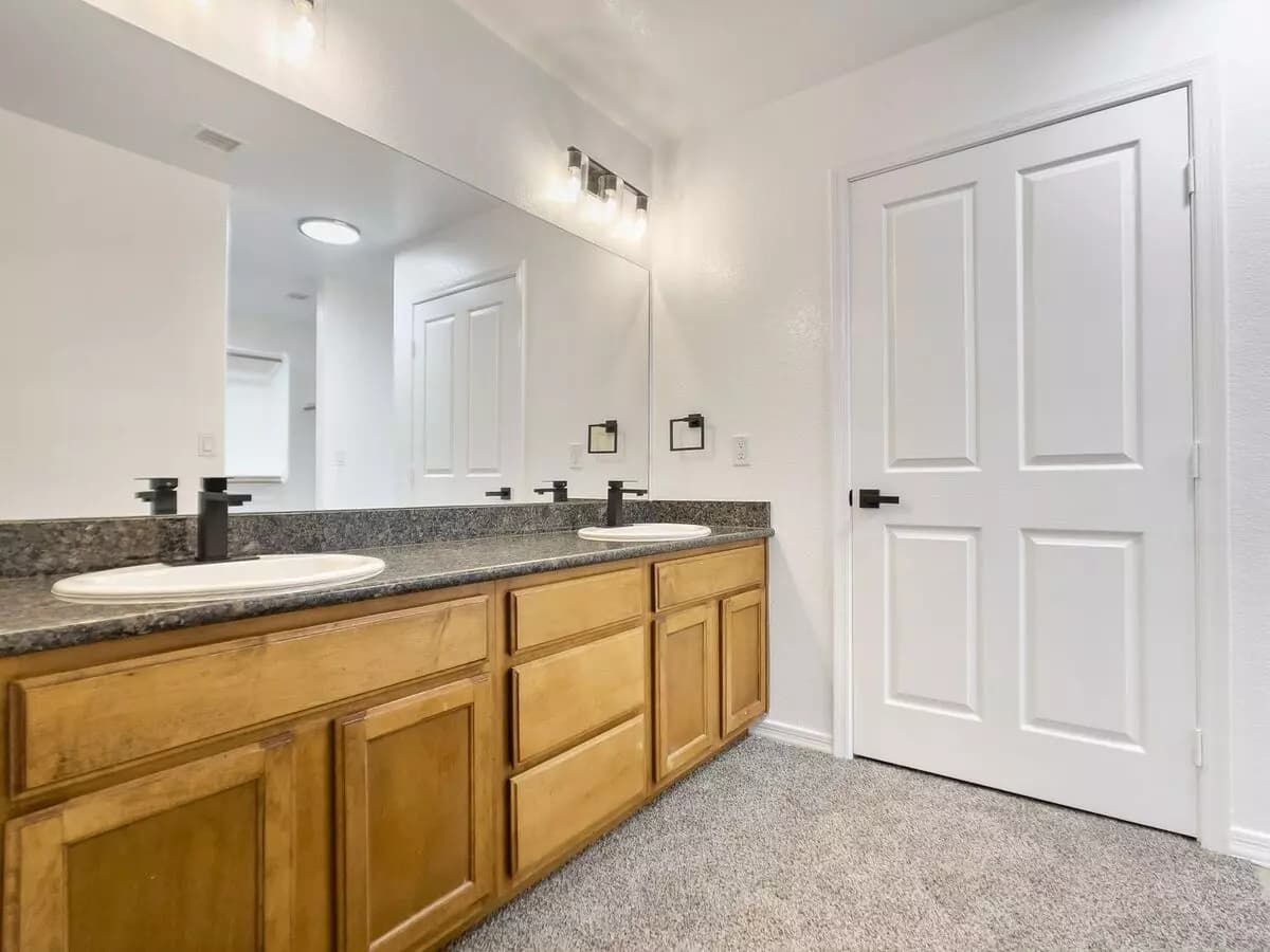 3 Bedroom x 3 Bath floor plan