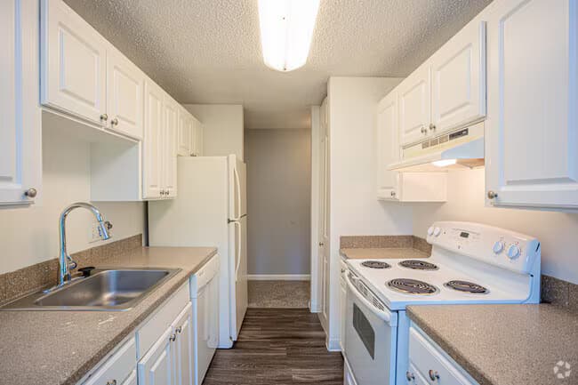 2x2 Renovation B 308 floor plan