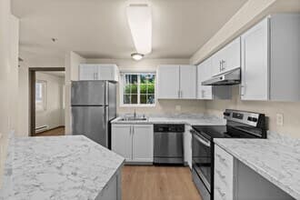 1 Bedroom with Den F101 floor plan