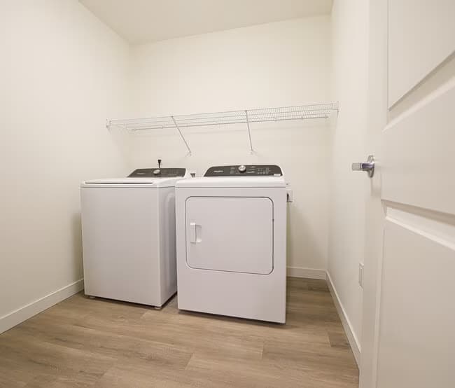 2- Bedroom Den B-204 floor plan