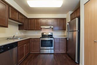 2x1 Standard H305 floor plan