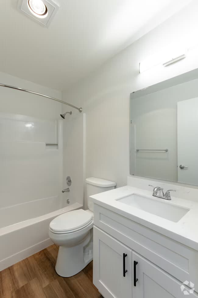 1x1 Aspen Reno No W/D 212 floor plan