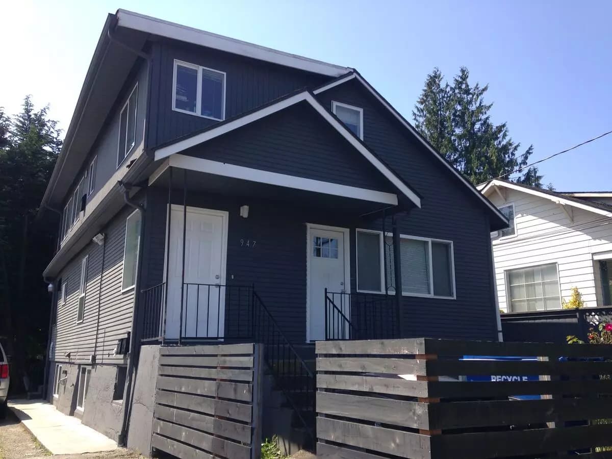 1 Bed • 3 Bath 1-E floor plan