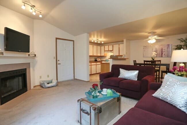 Unit L103 N102 floor plan