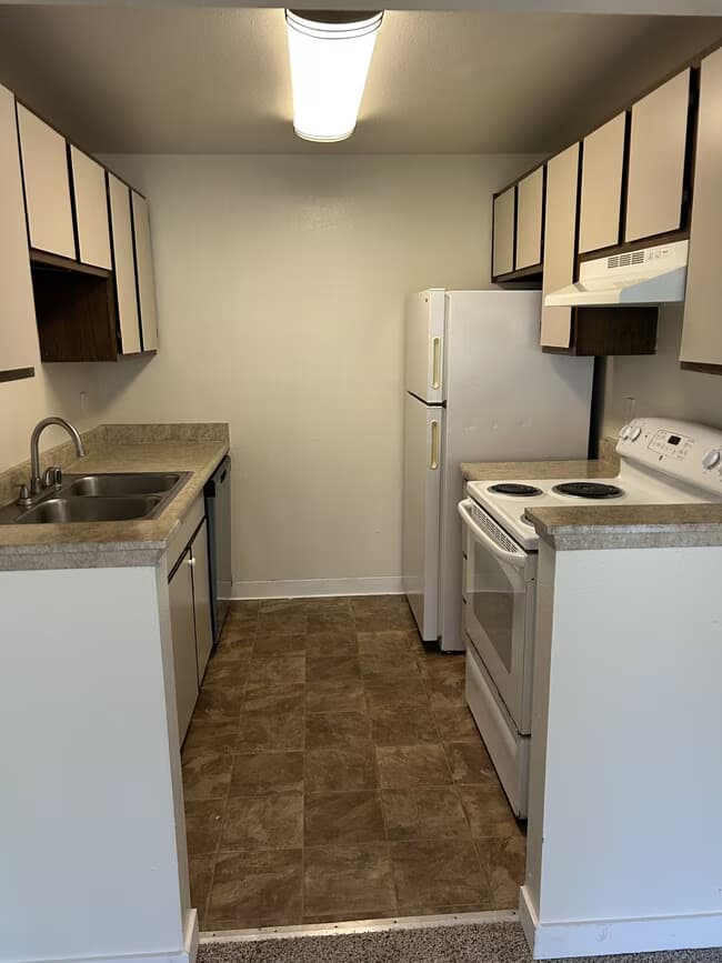 Two Bedroom Junior 30-B floor plan