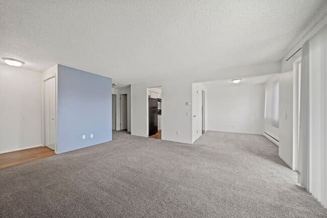 2x1 - Renovated 309 floor plan