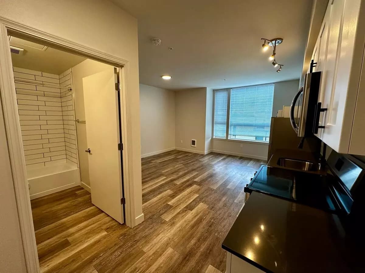 Studio 208 floor plan
