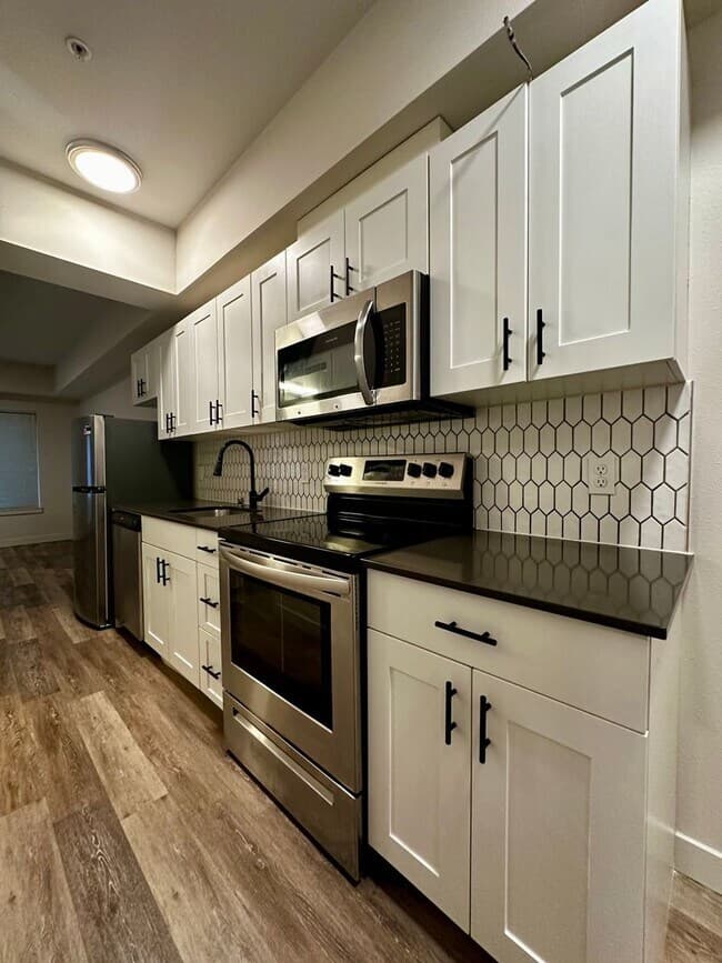 1-Bedroom 405 floor plan