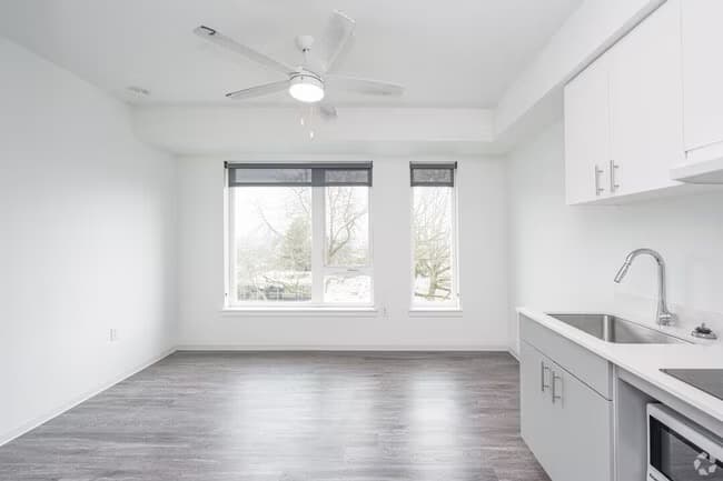 Studio-M1 612 floor plan