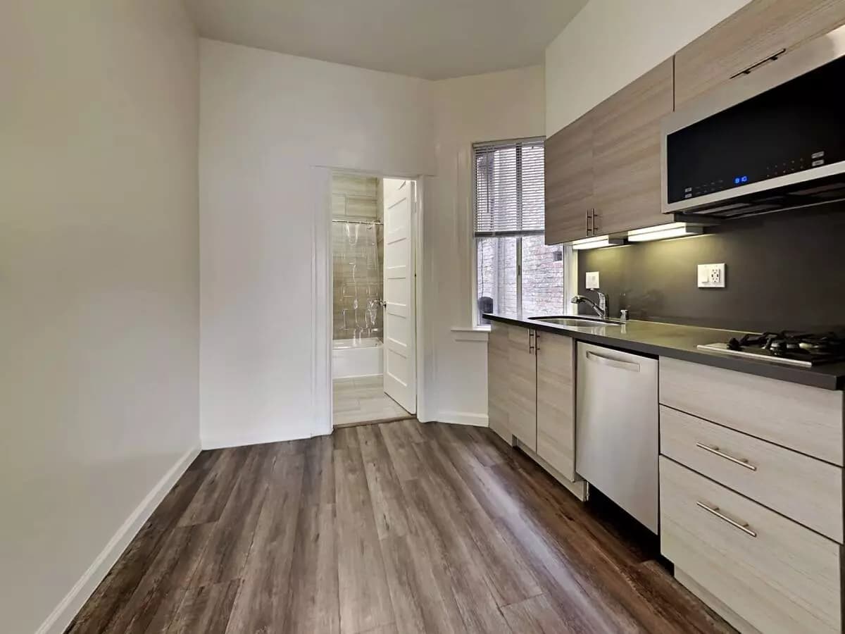 Studio • 1 Bath 006 floor plan