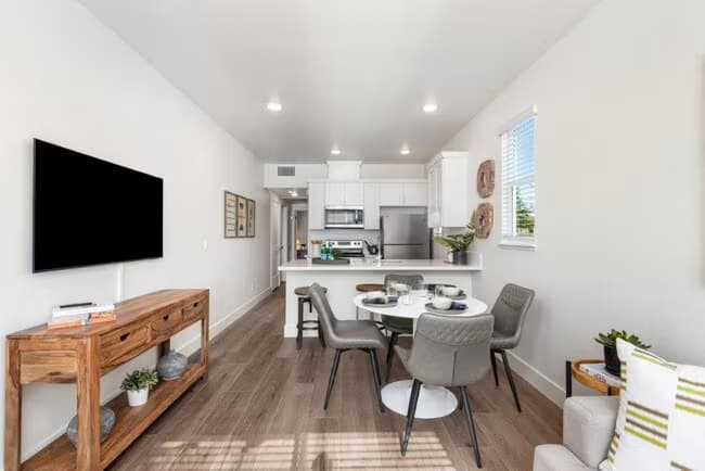 2 Bed 2 Bath floor plan