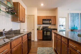 Pedernales B2 floor plan