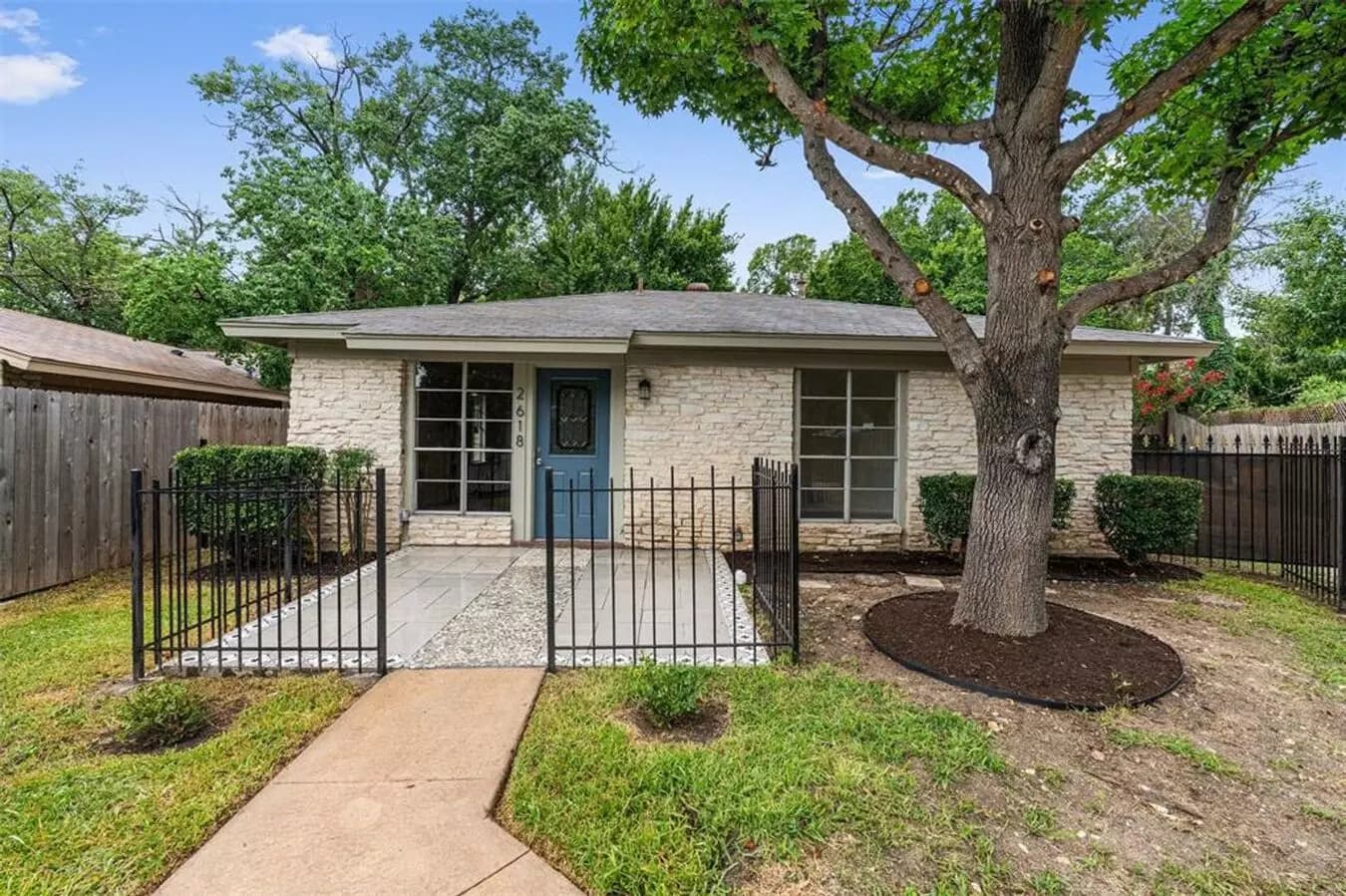 3 Beds • 1 Bath floor plan