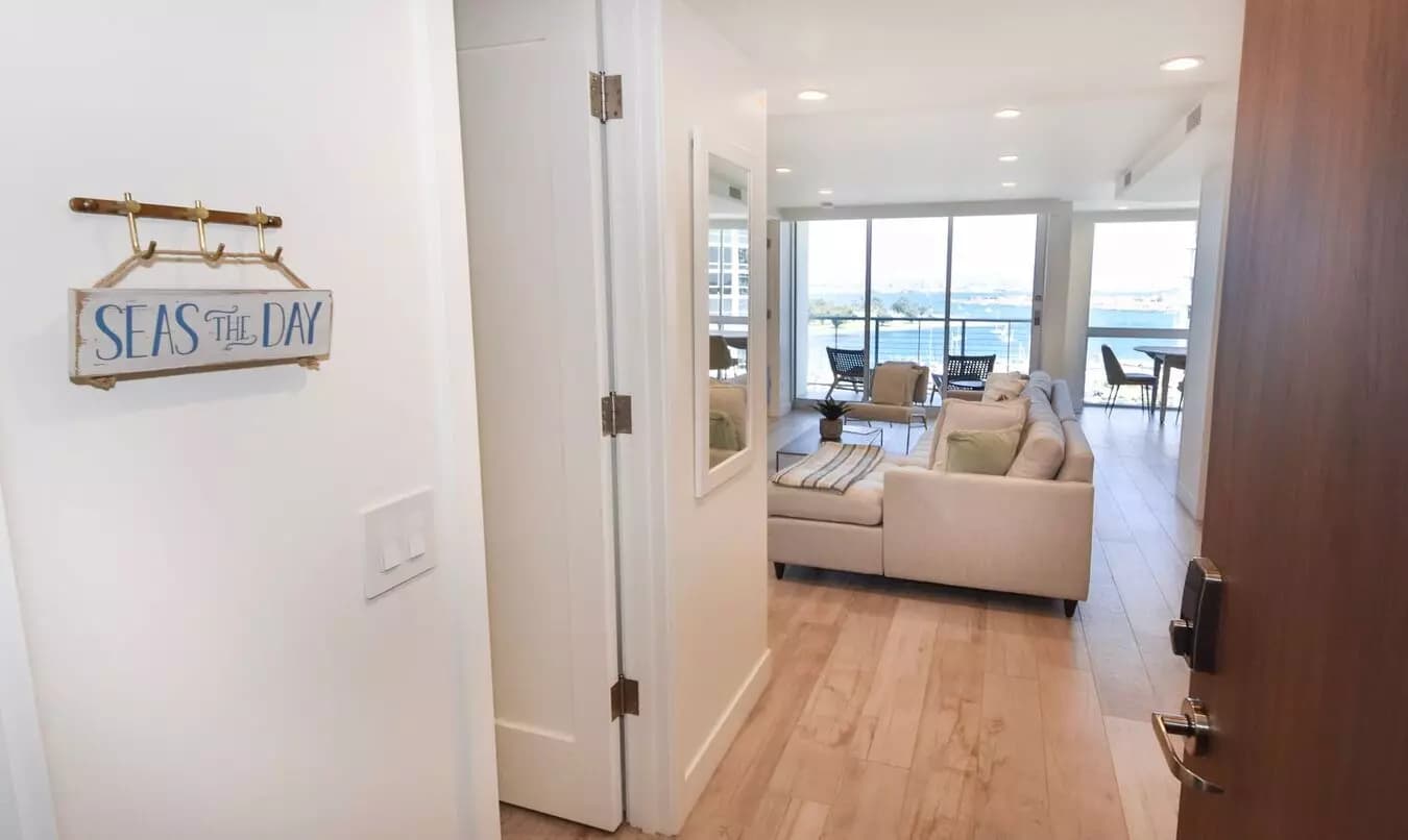 1 Bed • 2 Bath floor plan