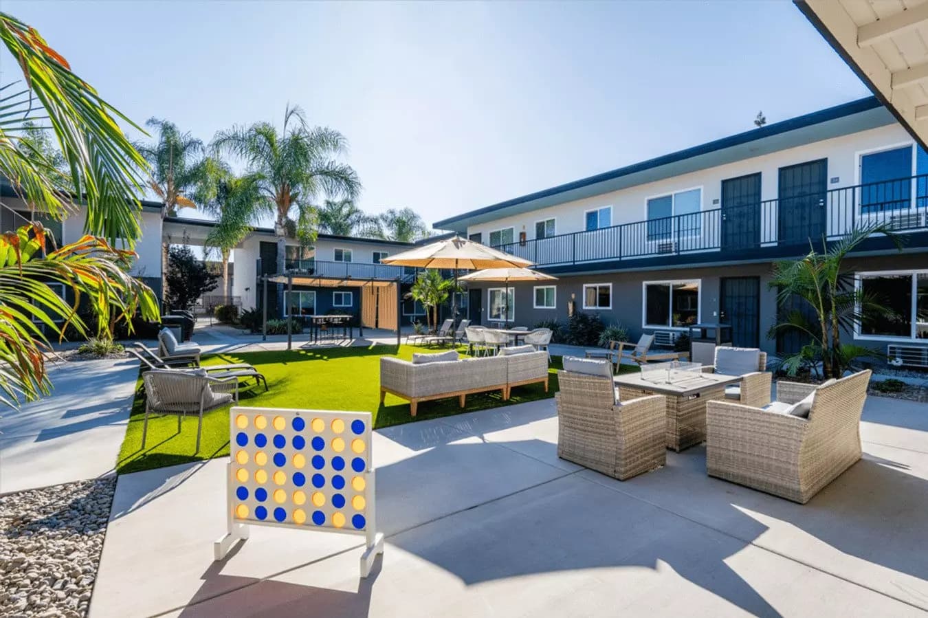 1 Bed • 1 Bath 07 floor plan