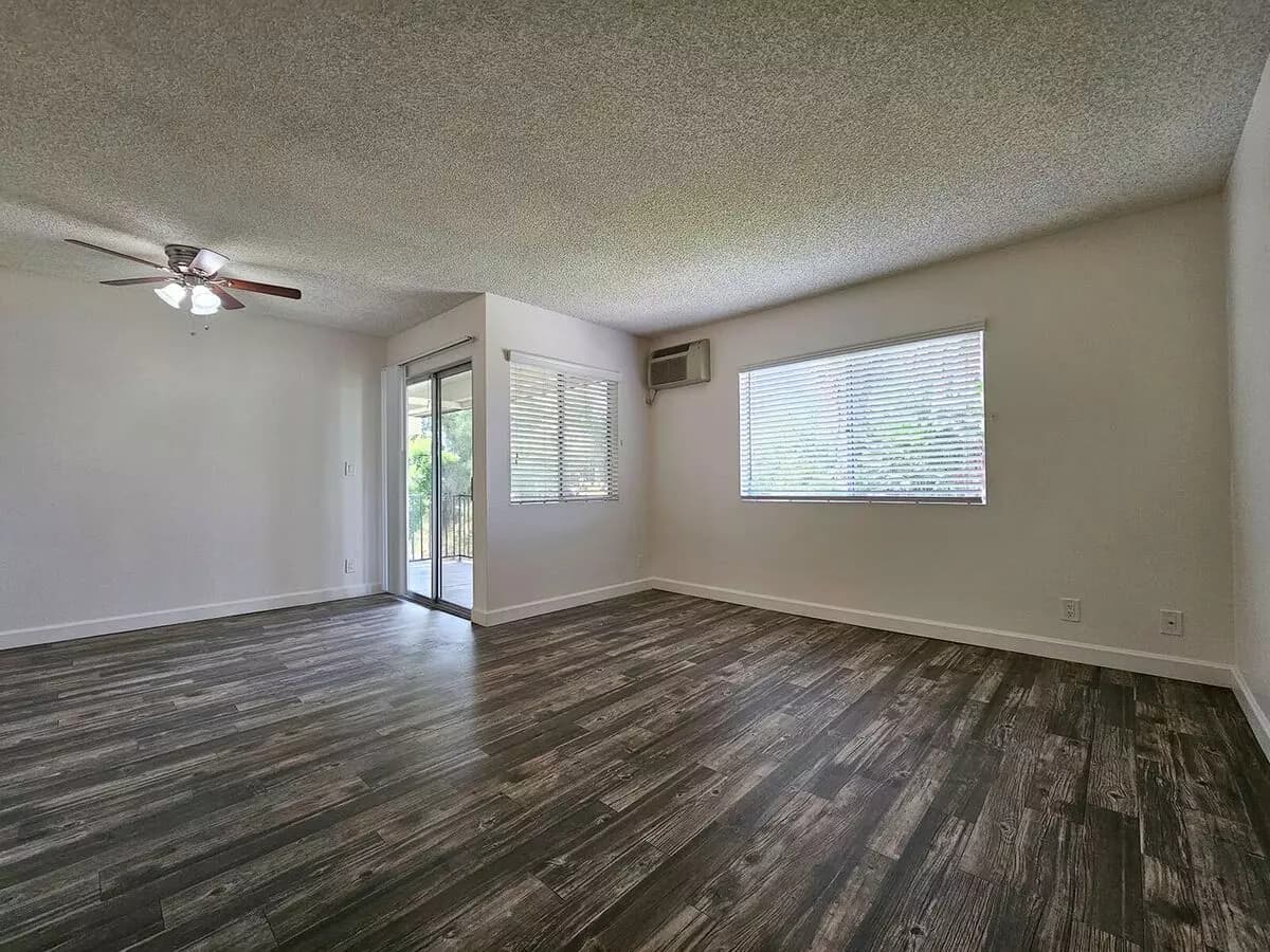 1BR/1BA floor plan