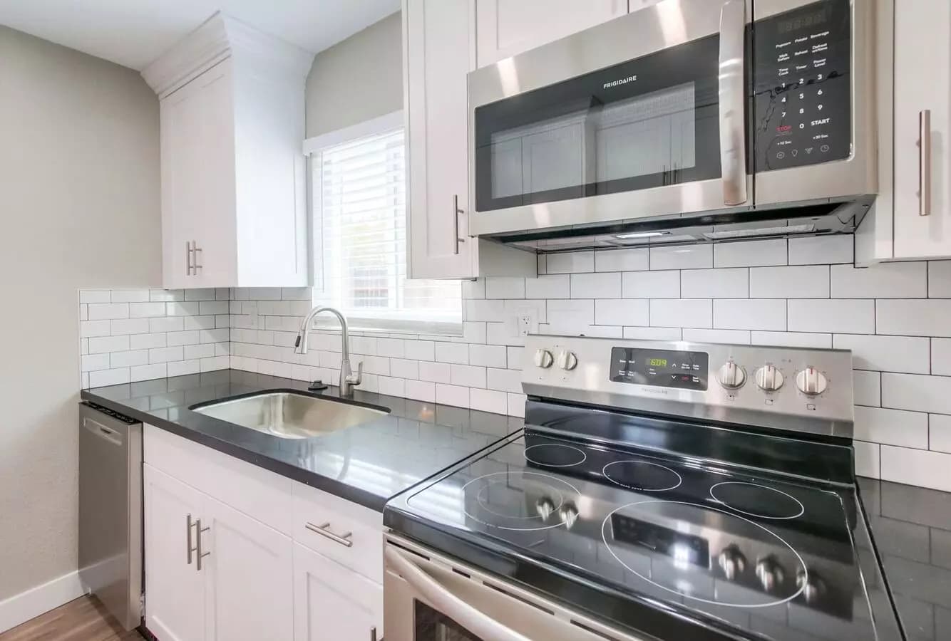 1 Bed • 1 Bath 103 floor plan