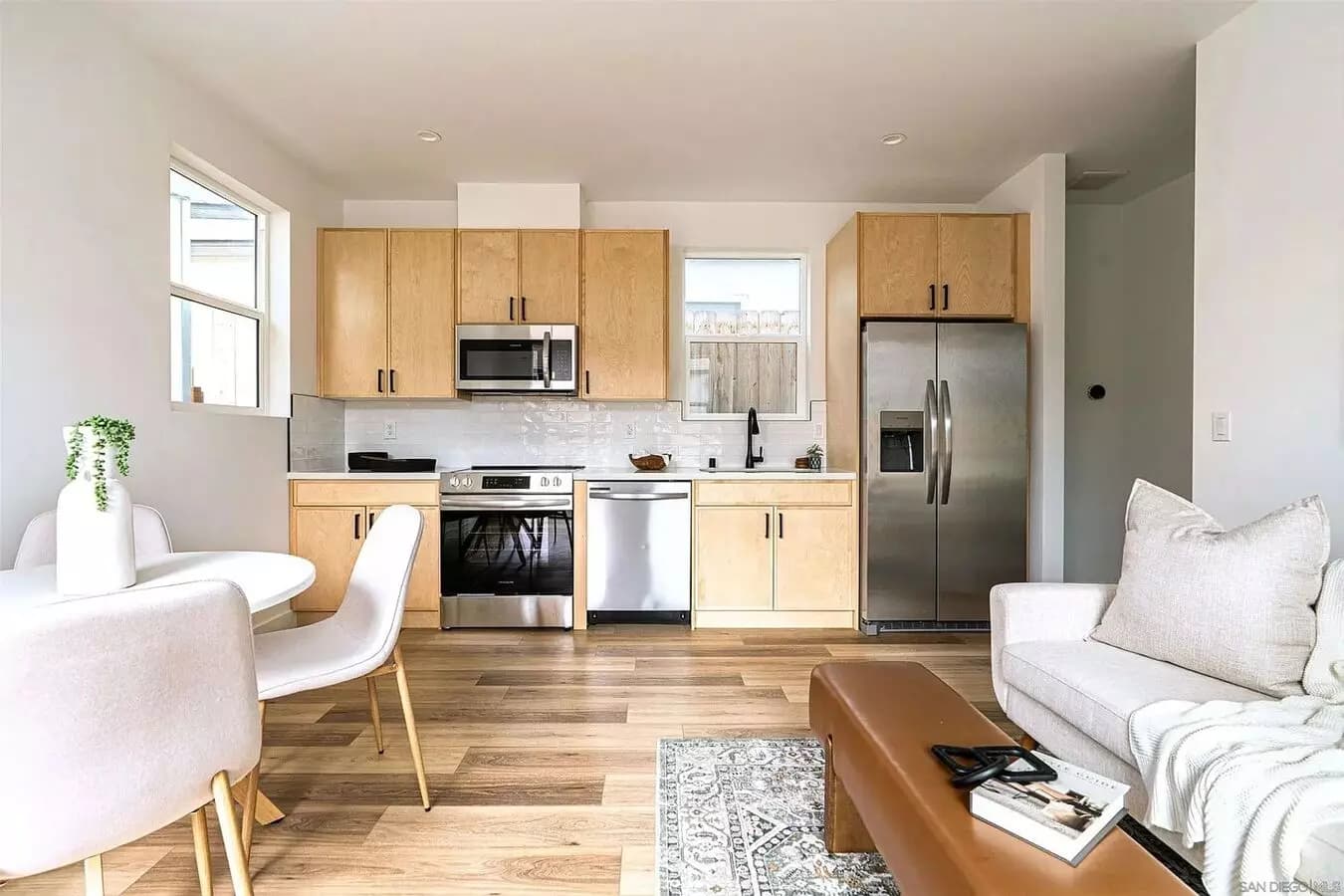 1 Bed • 1 Bath 3 floor plan