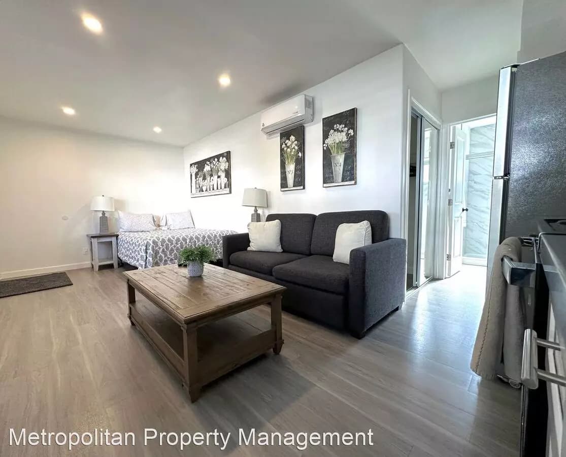 Studio, 1 Bath Model floor plan