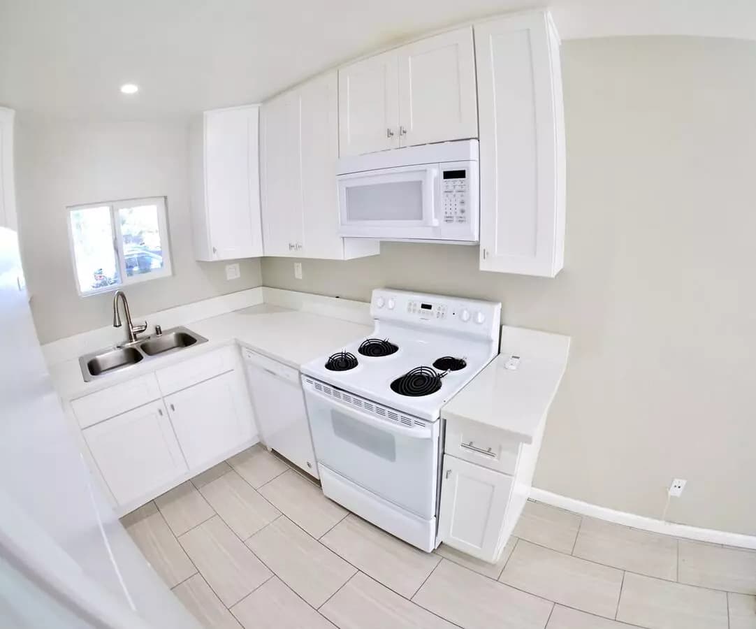2 Beds, 1 Bath Model floor plan