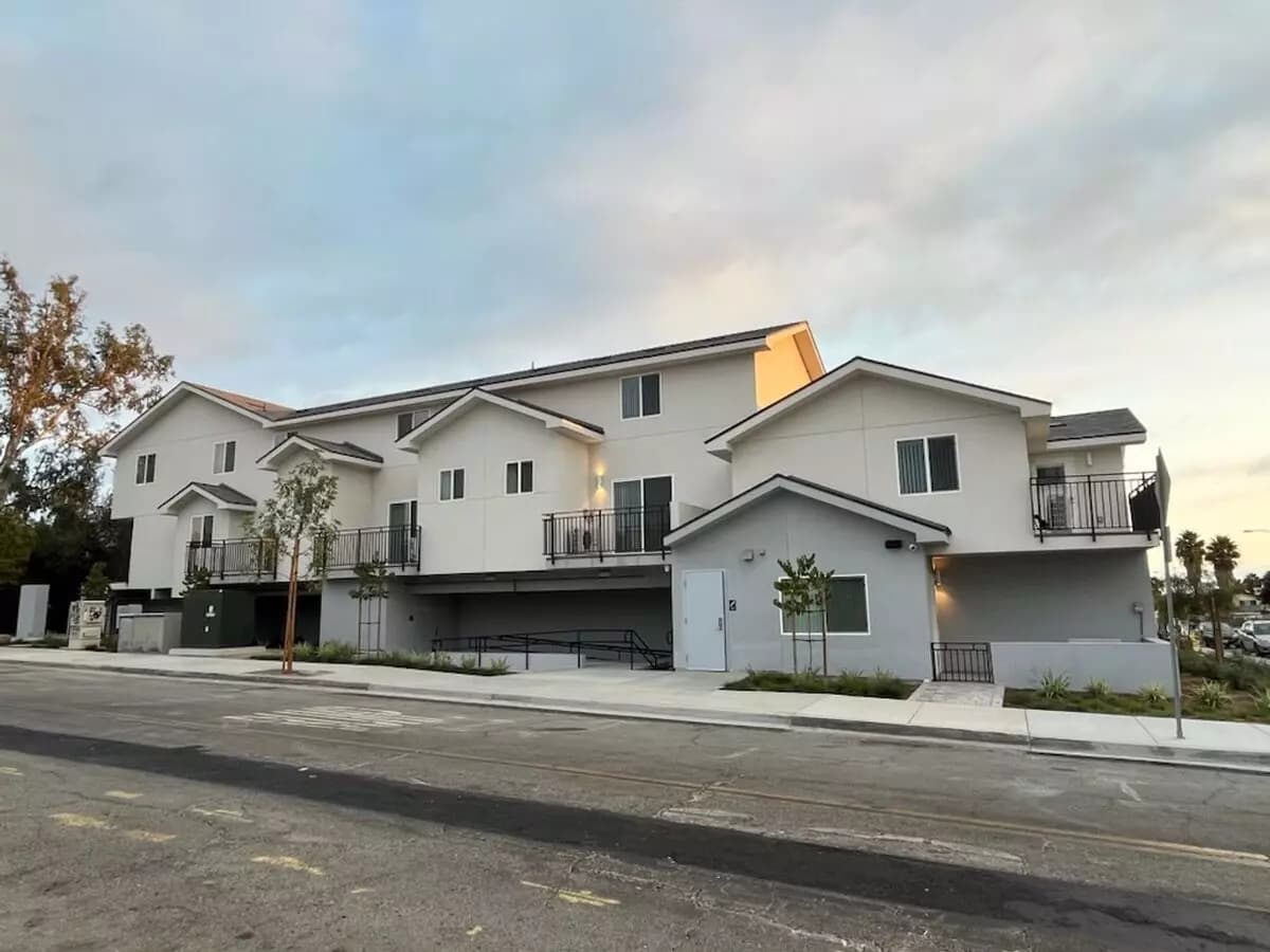 2 Beds • 1 Bath 101 floor plan