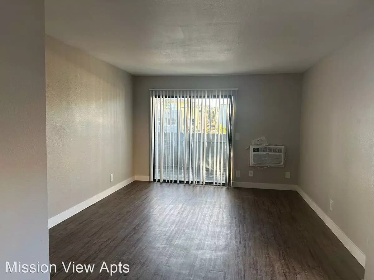 Unit 219 219 floor plan