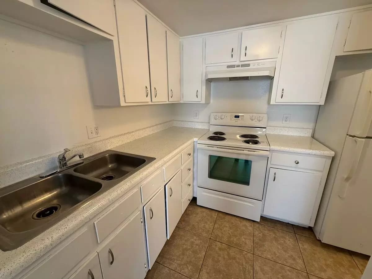 Unit 110 110 floor plan
