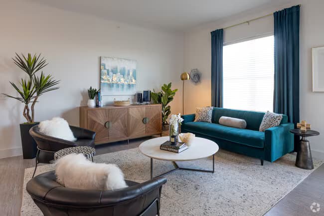 Unit 16310 13307 floor plan