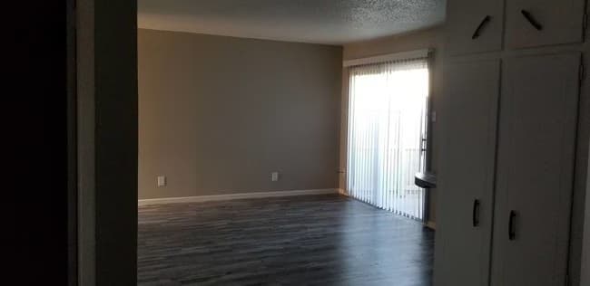 Unit 1100-6 1103-5 floor plan