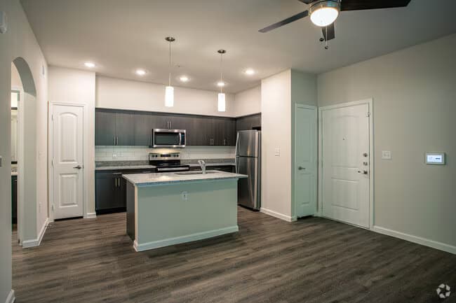 Unit 06104 02305 floor plan